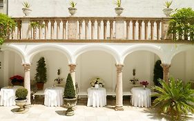 Hotel Opera